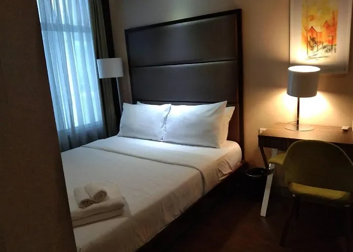 Aparthotel Serena Suites-9th Floors
