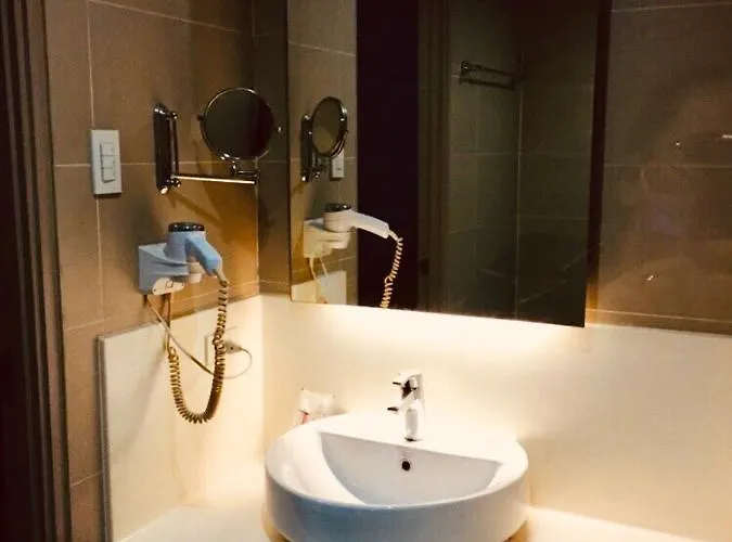 Serena Suites-9th Floors Aparthotel